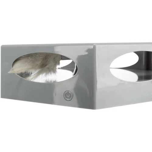 Trixie Turning Feather 4 Trixie Turning Feather - Image 4